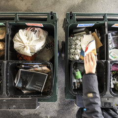 T17A8293 Fyrfackskärl