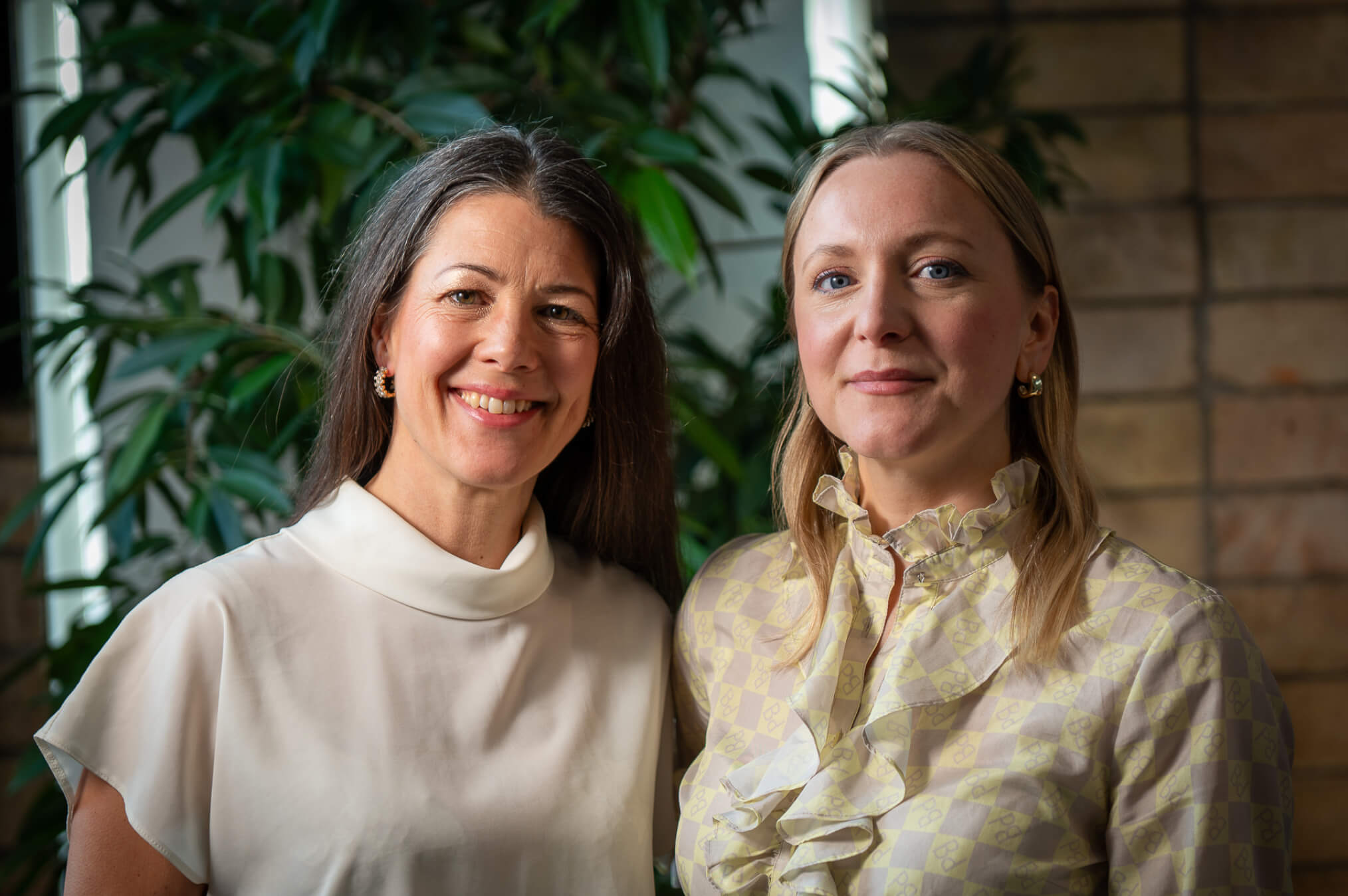 Bild på moderatorerna Paulina Luedtke och Ann Nerlund